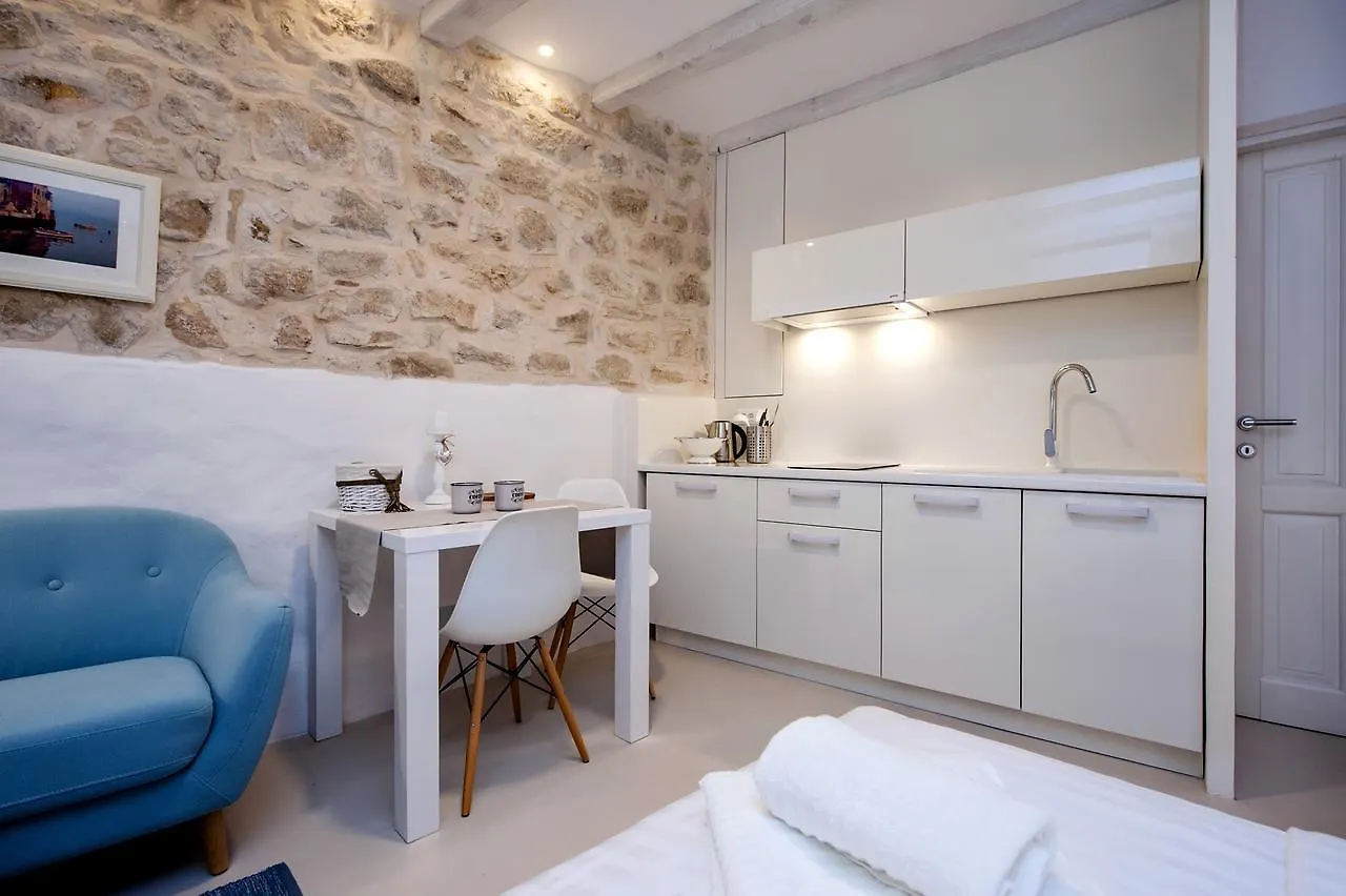 Luna Rooms And Studios Rovinj Kroatien